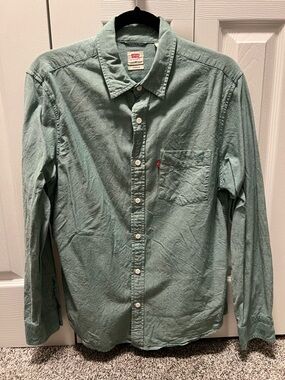 Levi's Men's Sage Green Long-Sleeve Button-Down Shirt